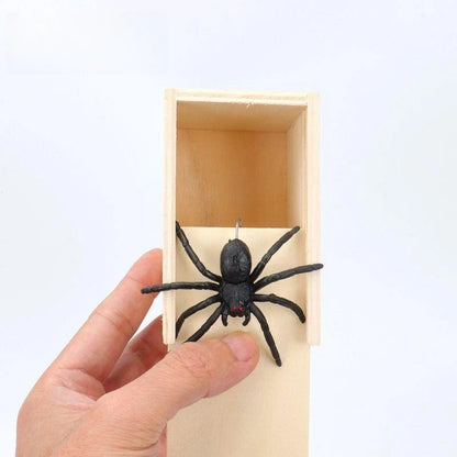 New Trick Spider Funny Scare Box Wooden Hidden Box Quality Prank Wooden Scare Box Fun Game Prank Trick Friend Toy Halloween Gift