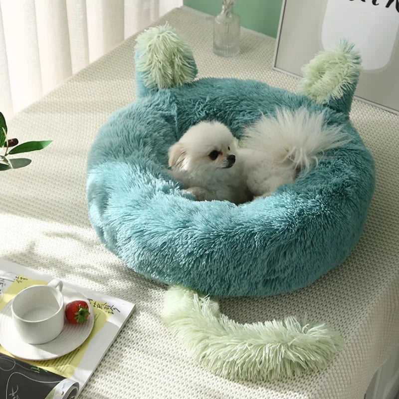 SnuggleSpace - Plush Cartoon Pet Cave Bed – Super Soft Warm Nest for Cats (and Small Dogs)
